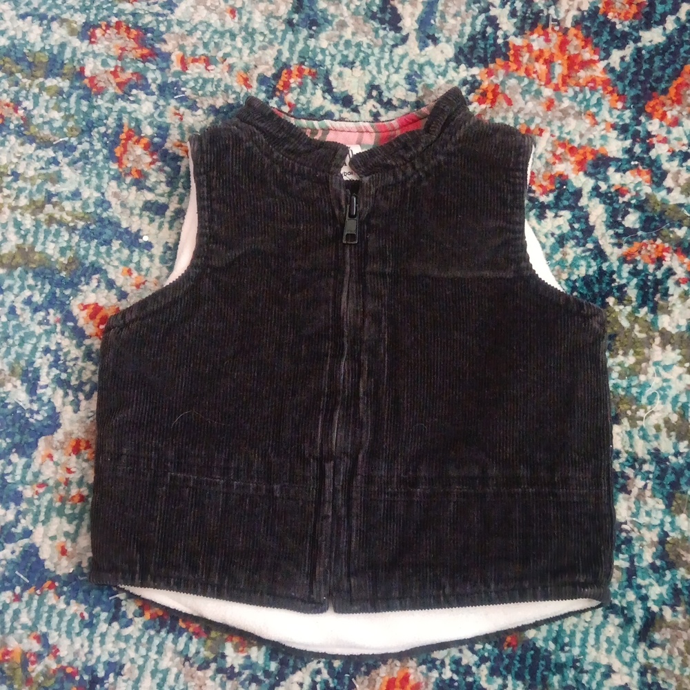 Gap fleece and flannel lined corduroy vest